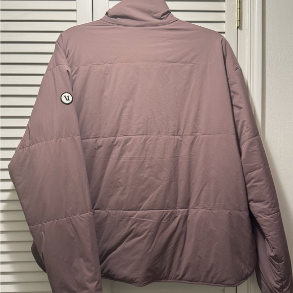 Vuori Women's Canyon Insulated Jacket - Picture 3 of 4